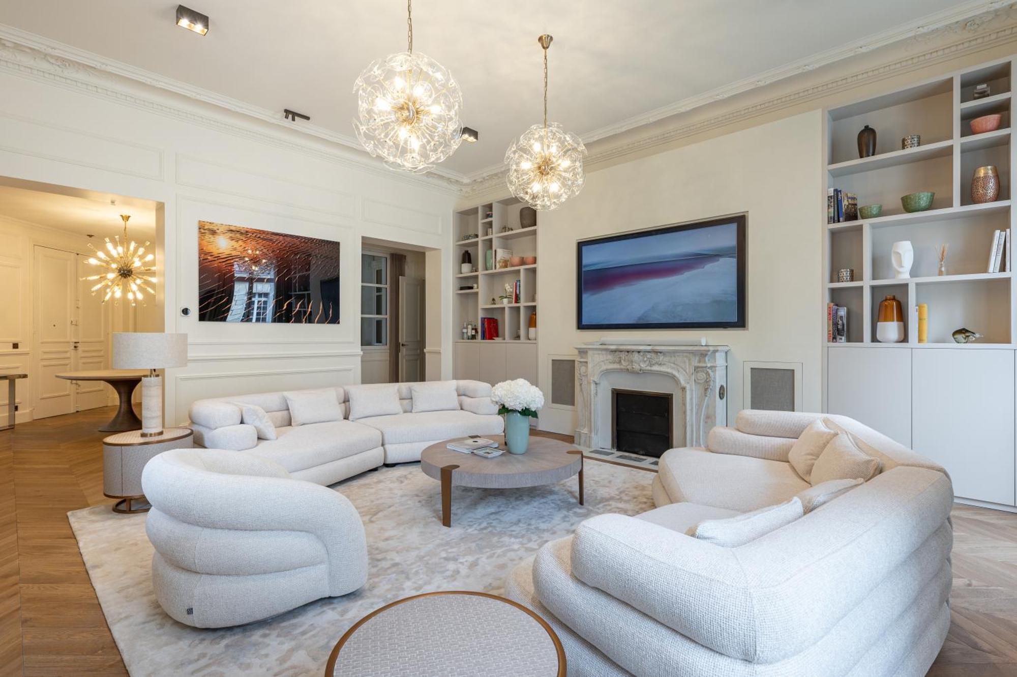 Appartamento Avenue Montaigne - Champs Elysees Parigi