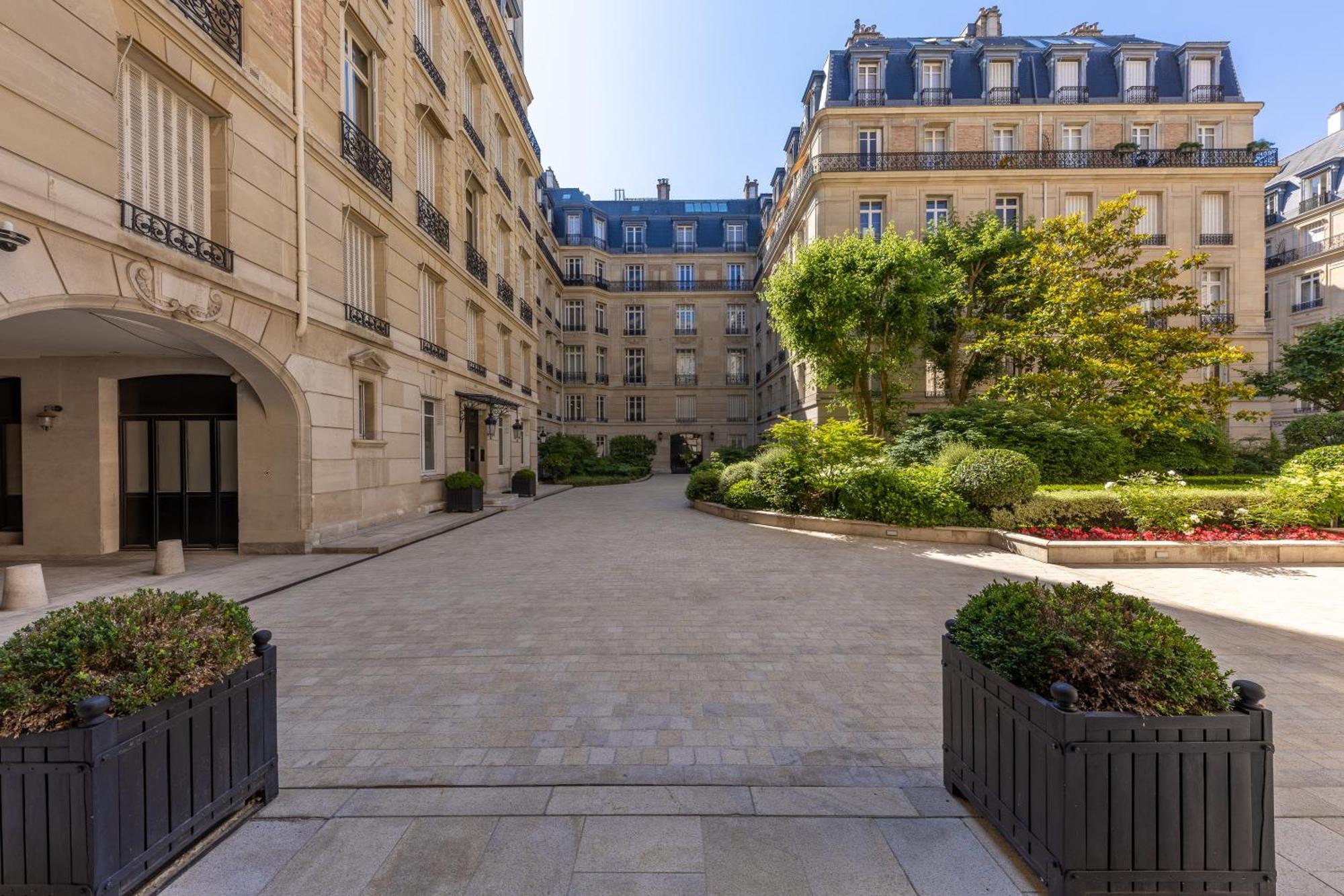 Appartamento Avenue Montaigne - Champs Elysees Parigi
