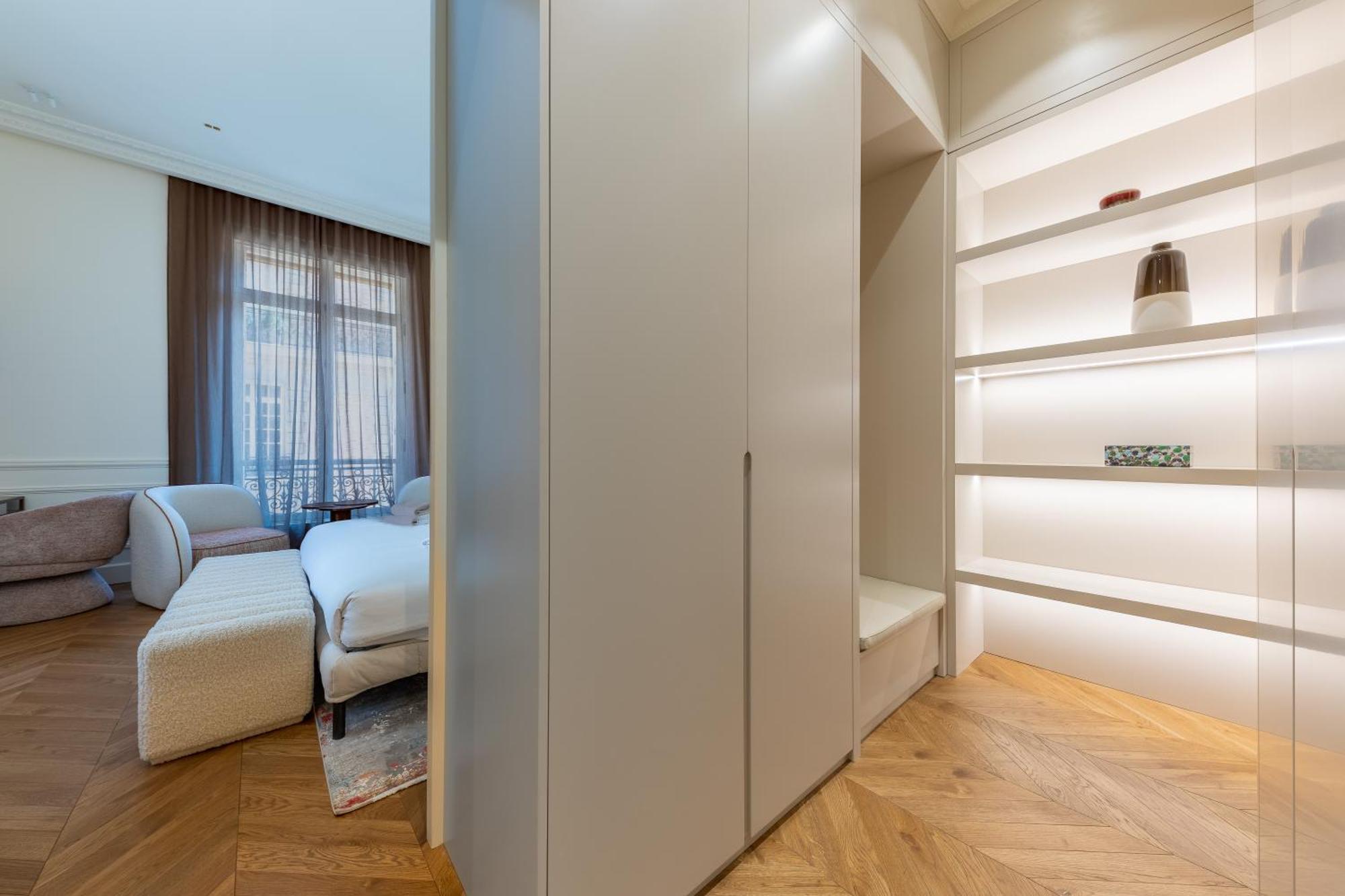 Appartamento Avenue Montaigne - Champs Elysees Parigi