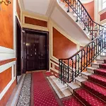 Appartement Avenue Montaigne - Paris Champs Elysées