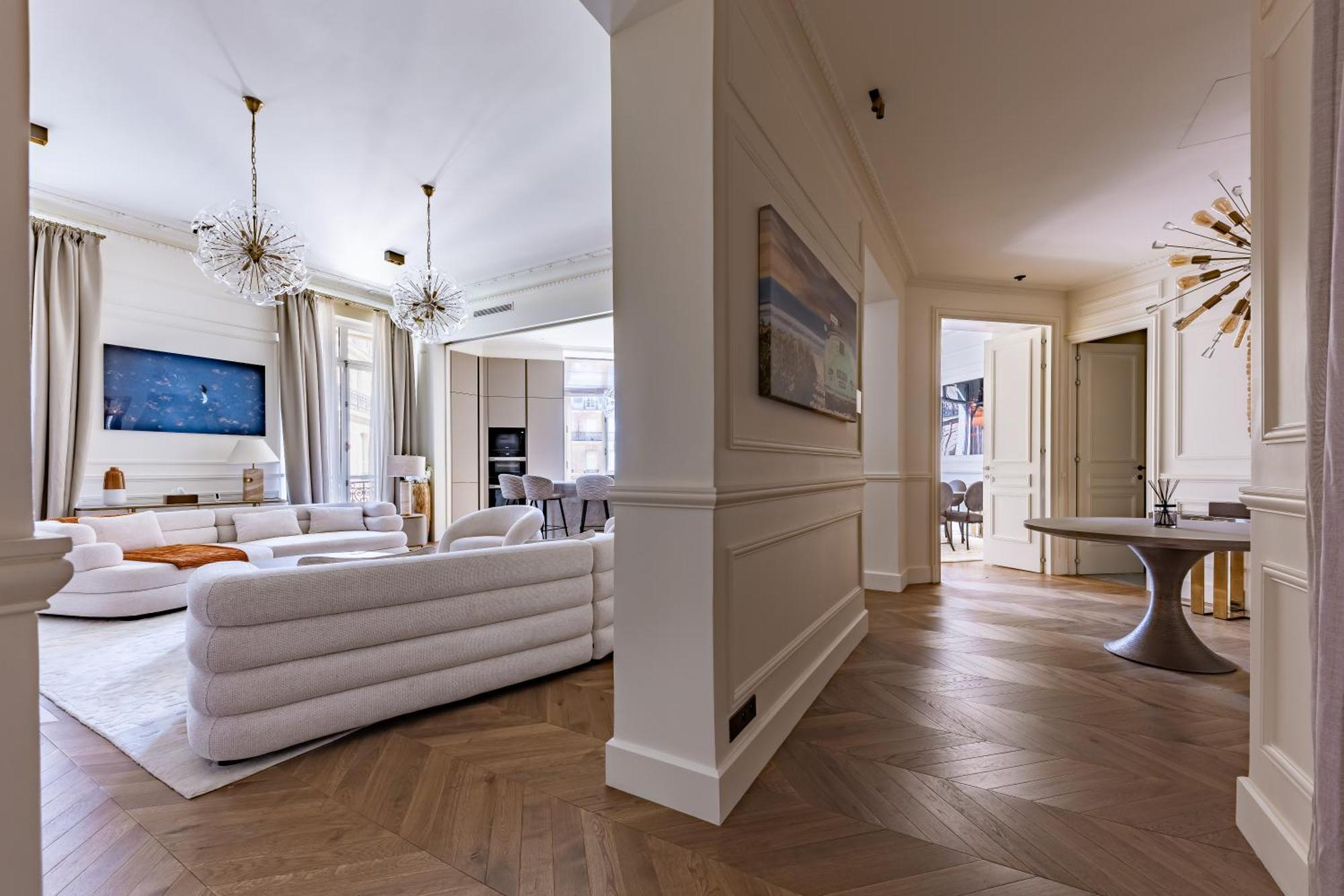 Avenue Montaigne - Champs Elysees Apartment Paris
